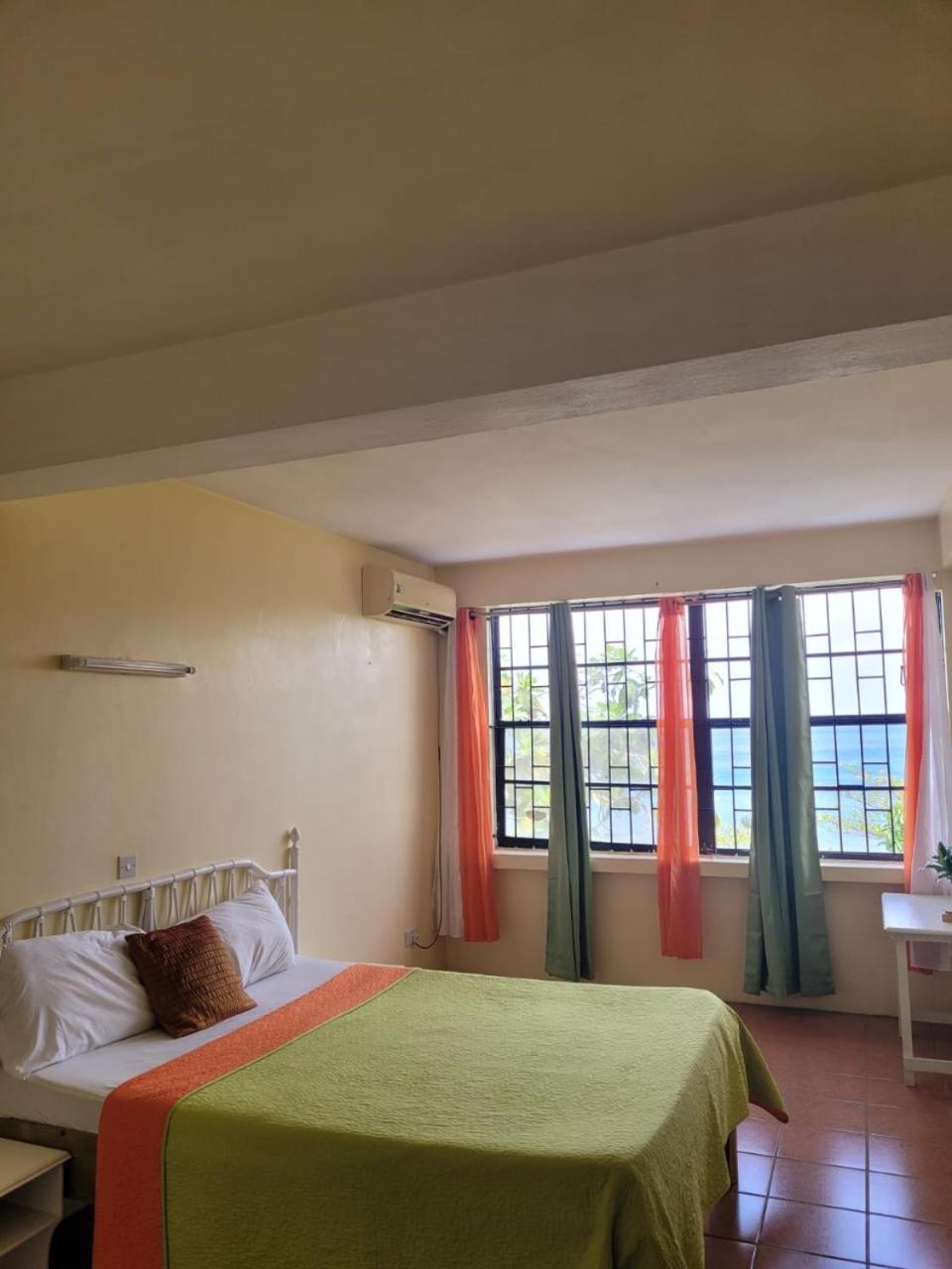 Casa Del Vega A Little Peace Of Heaven Hotel Castries Eksteriør billede